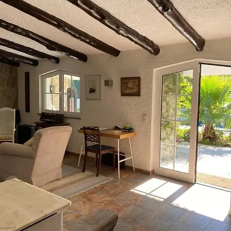 Charming Cottage, Pool & Garden By Guincho Beach *